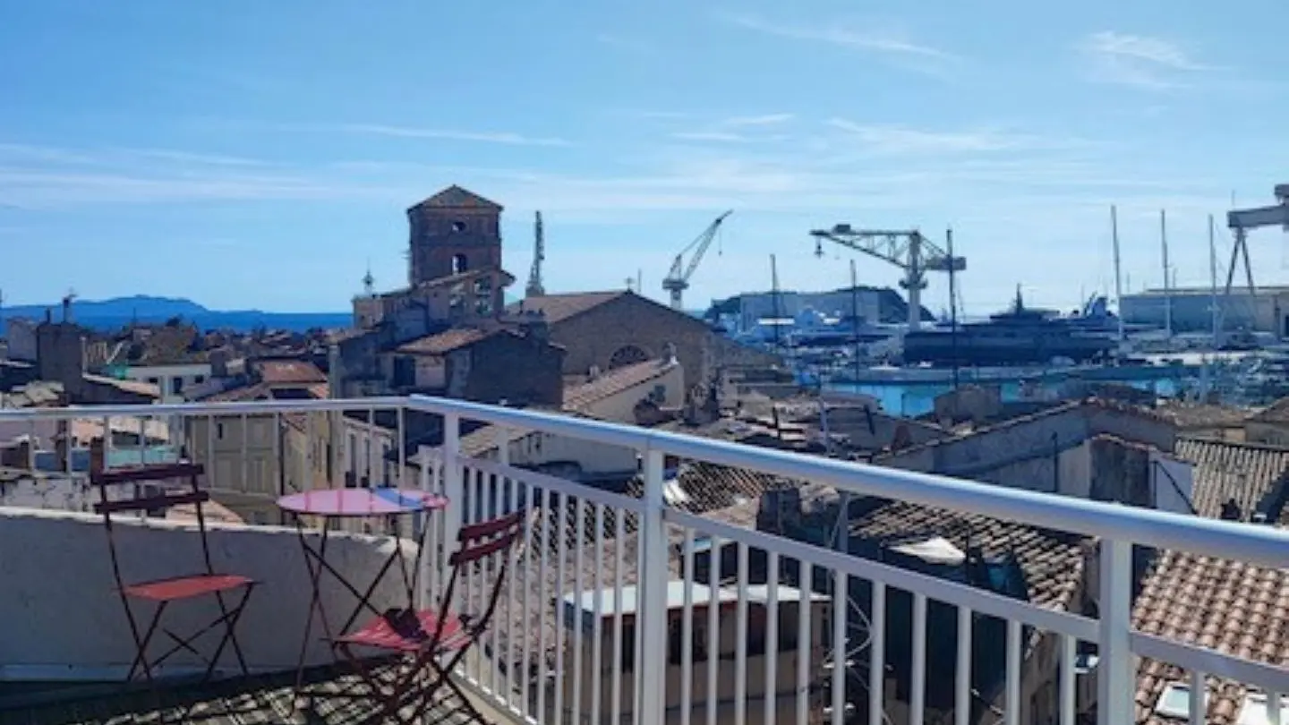 Chez Bob, Maison & Expériences