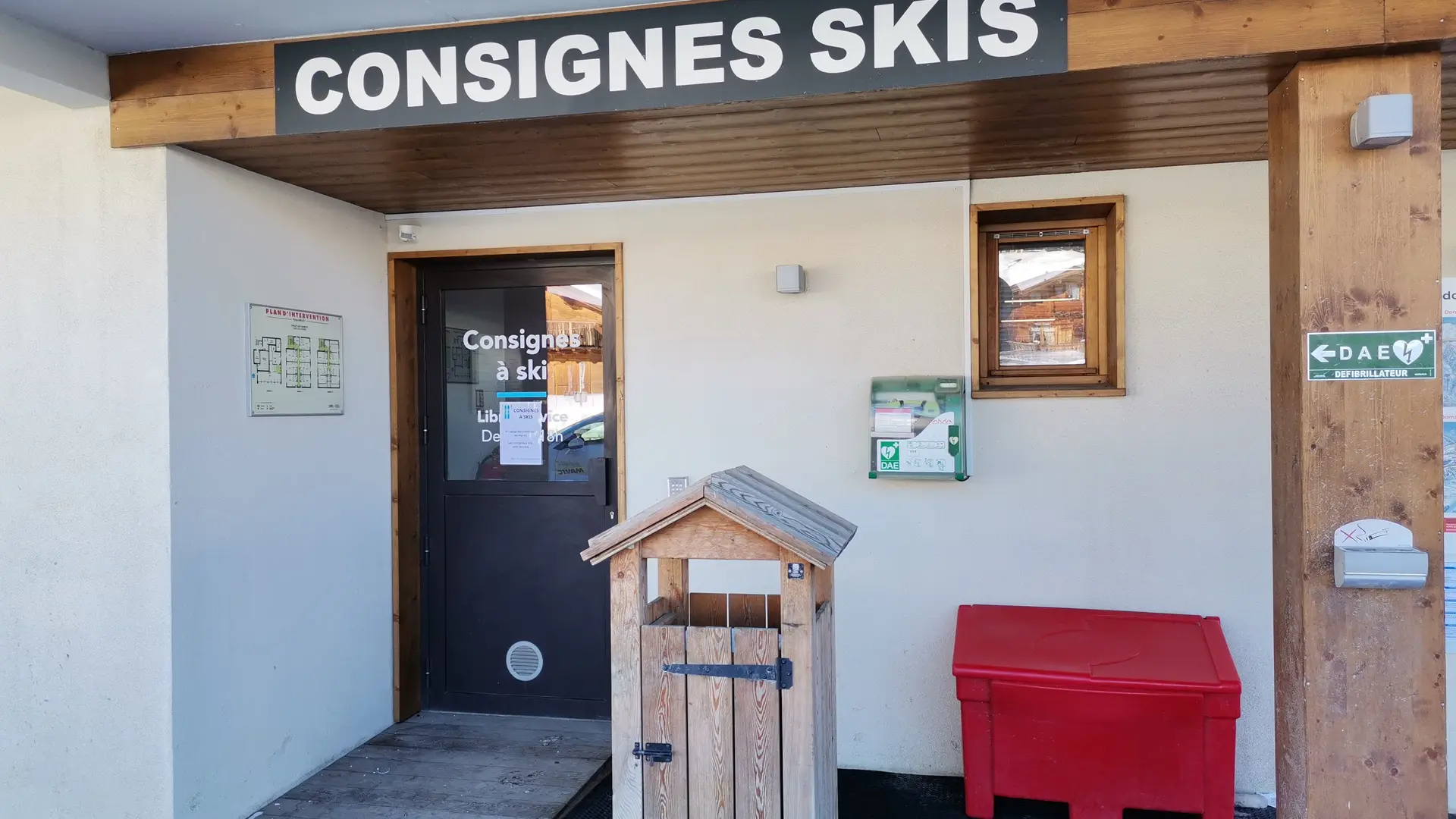 Casiers chauffés pour skis et chaussures