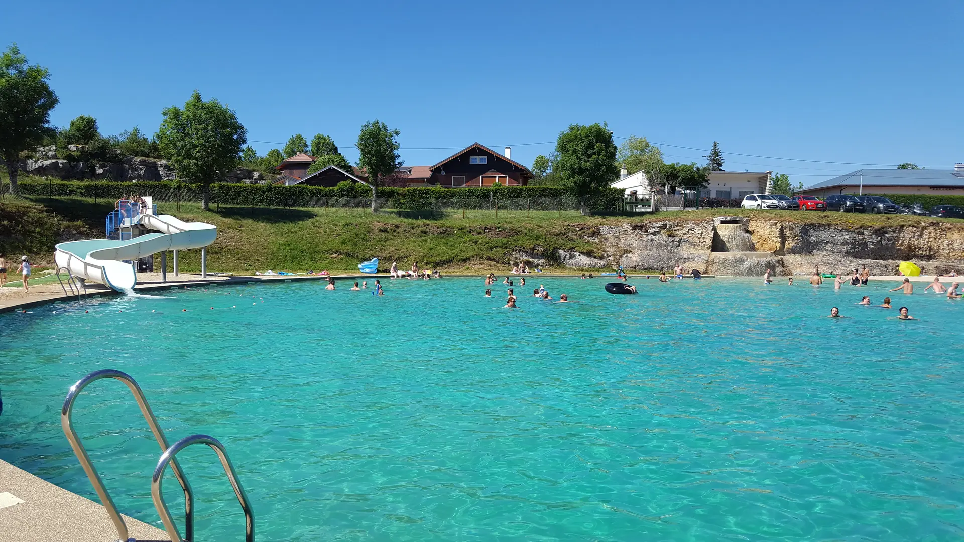 Baignade Champdor-Corcelles