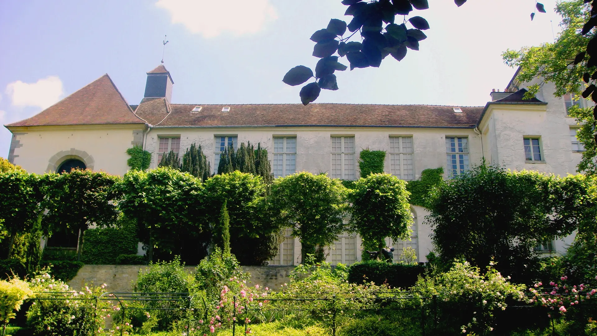 Façade et jardin du musée Maurice Denis