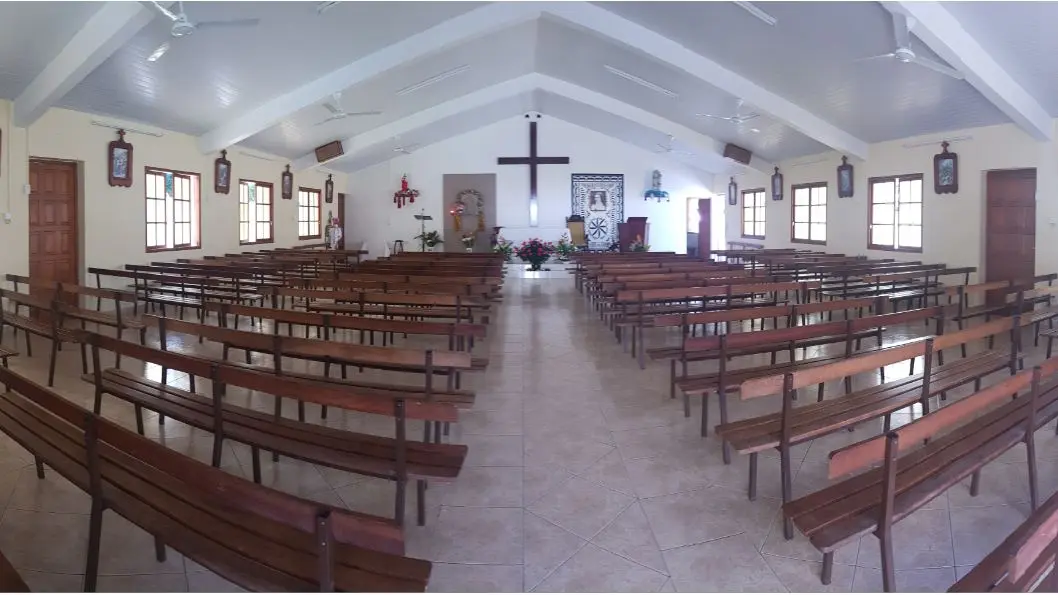 Une chapelle spacieuse, de quoi accueillir des croyants de tous les quartiers aux alentours...