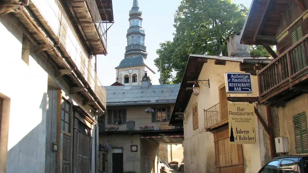 L'entrée du village de HAUTELUCE