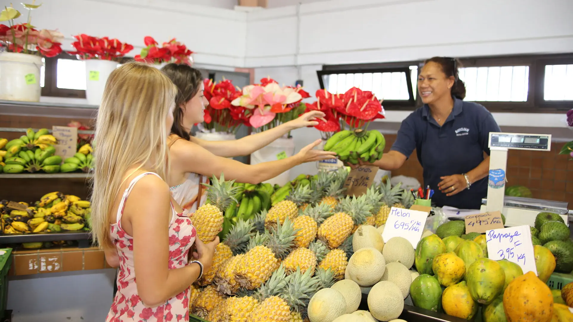 Shopping en famille au marché