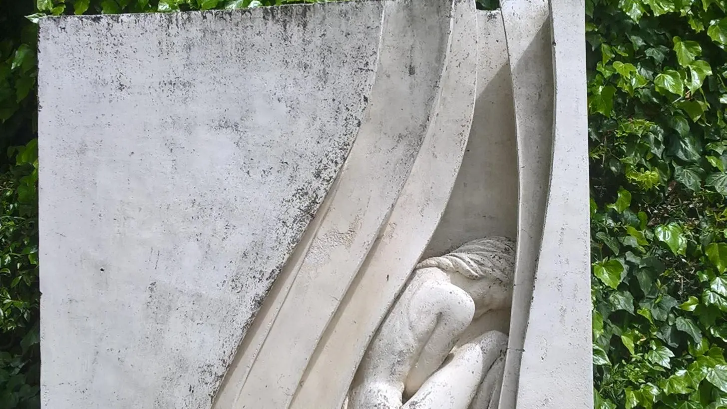Scupture