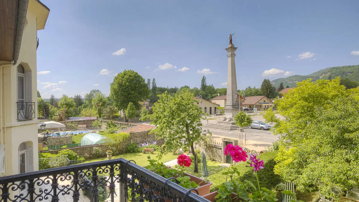 VUE DE LA CHAMBRE FAMILIALE