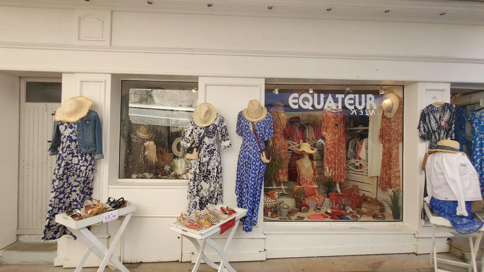 Fachada exterior de la tienda