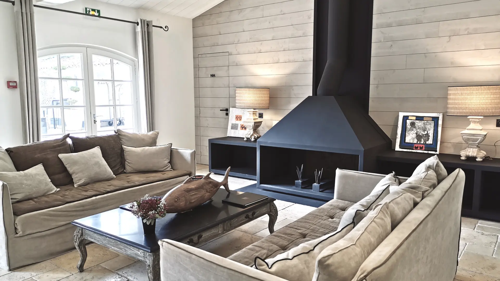 Fireplace and sofas - Reception area