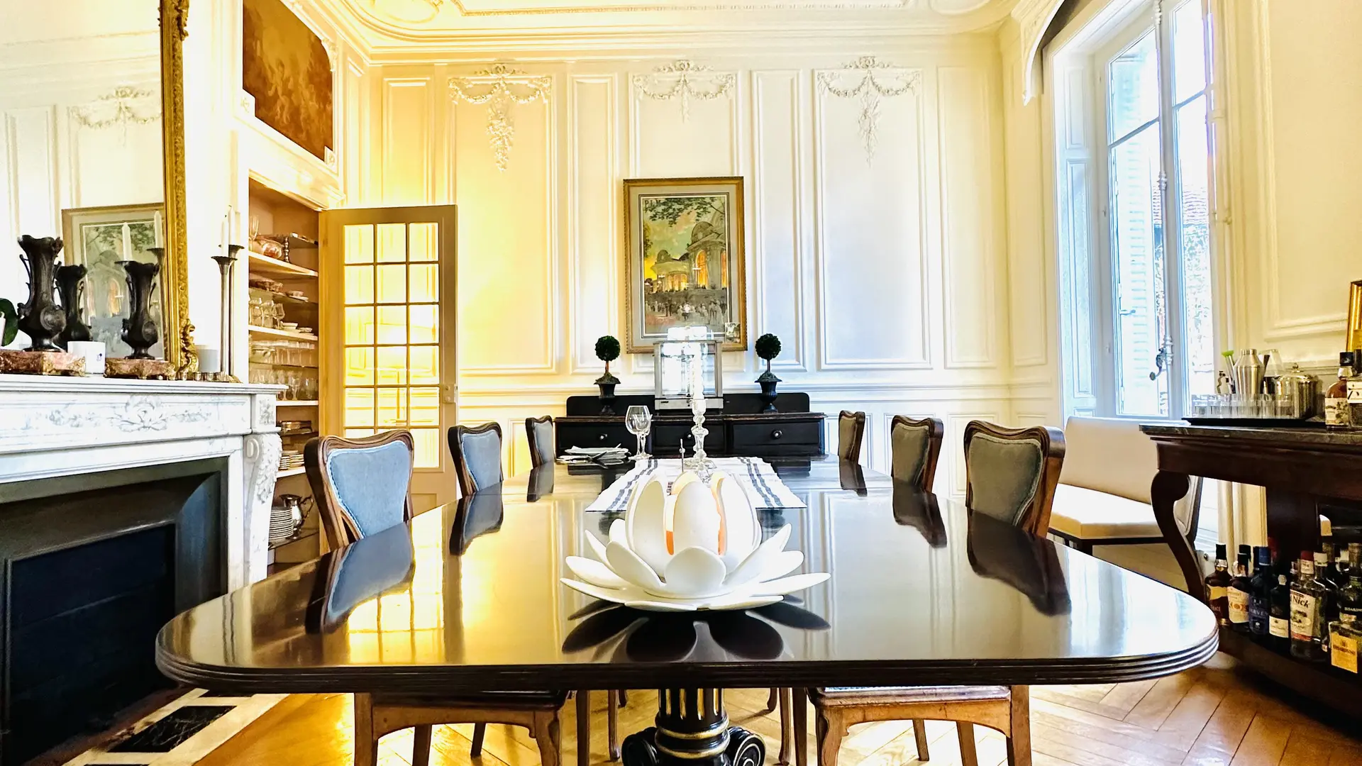 À table, dans l’élégance du passé