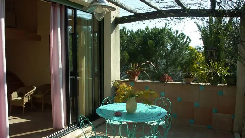 Gîte Le Jardin de Falicon-Terrasse-Falicon-Gîtes de France des Alpes-Maritimes