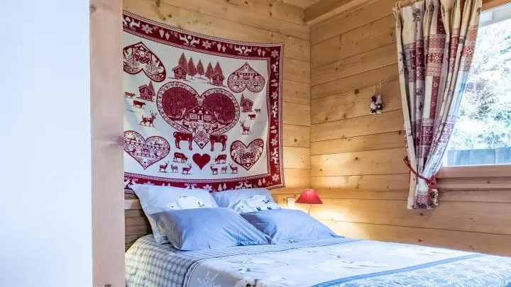 Chambre avec lit 140x190cm