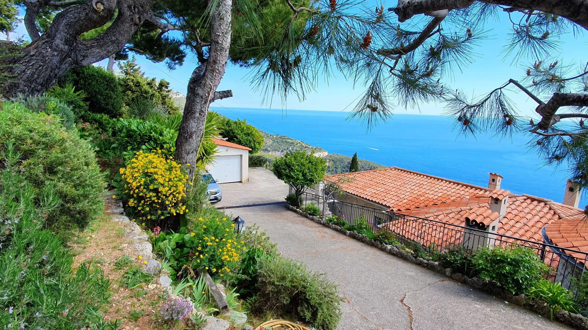 Gîte Villa Bel Horizon-Accès et parking-Eze-Gîtes de France des Alpes-Maritimes