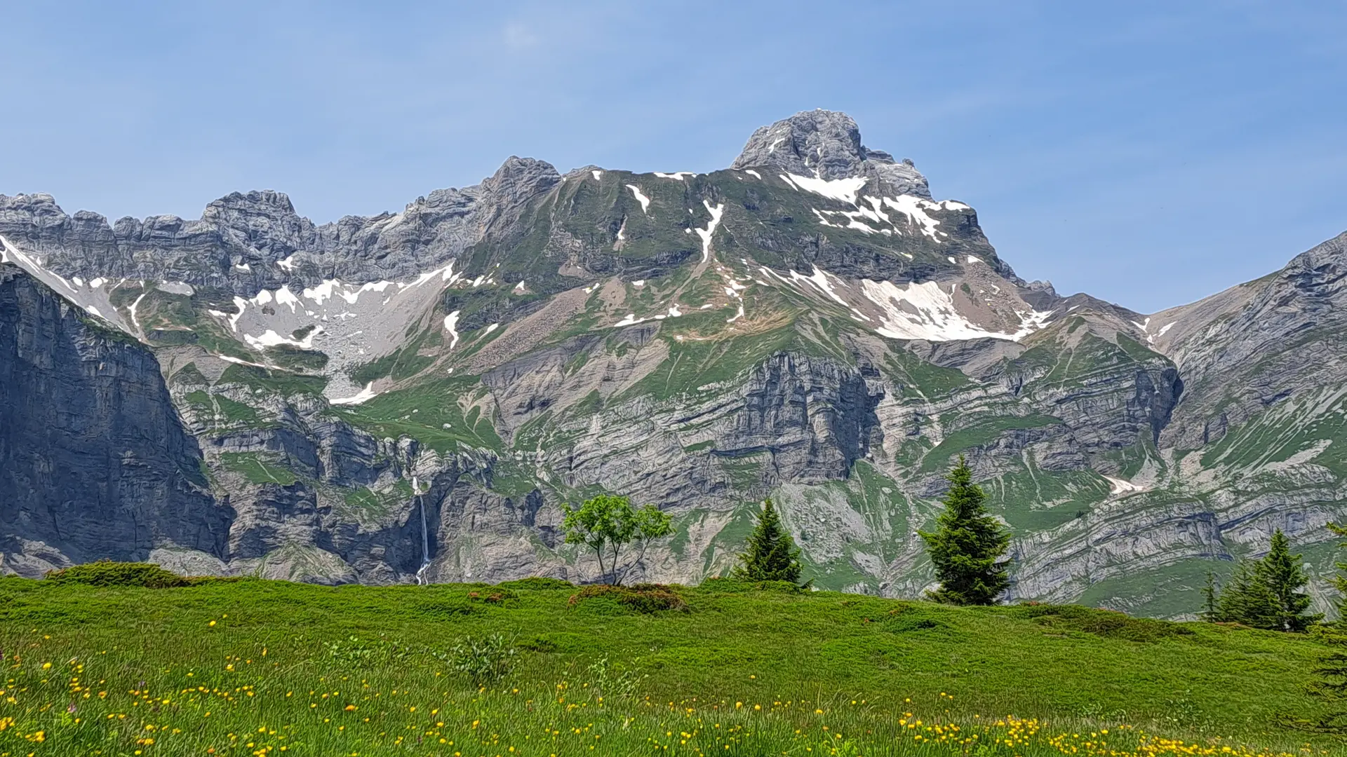 Vue sur la chaine des Aravis