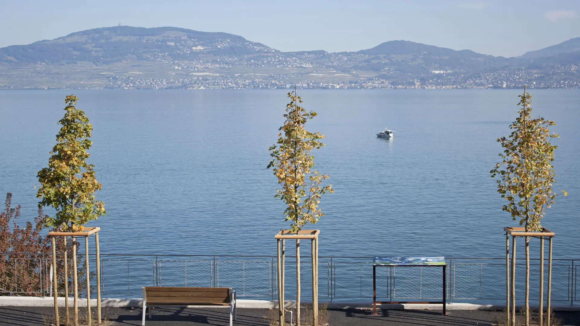 Terrasses des Voiles, de la Route et du Rail