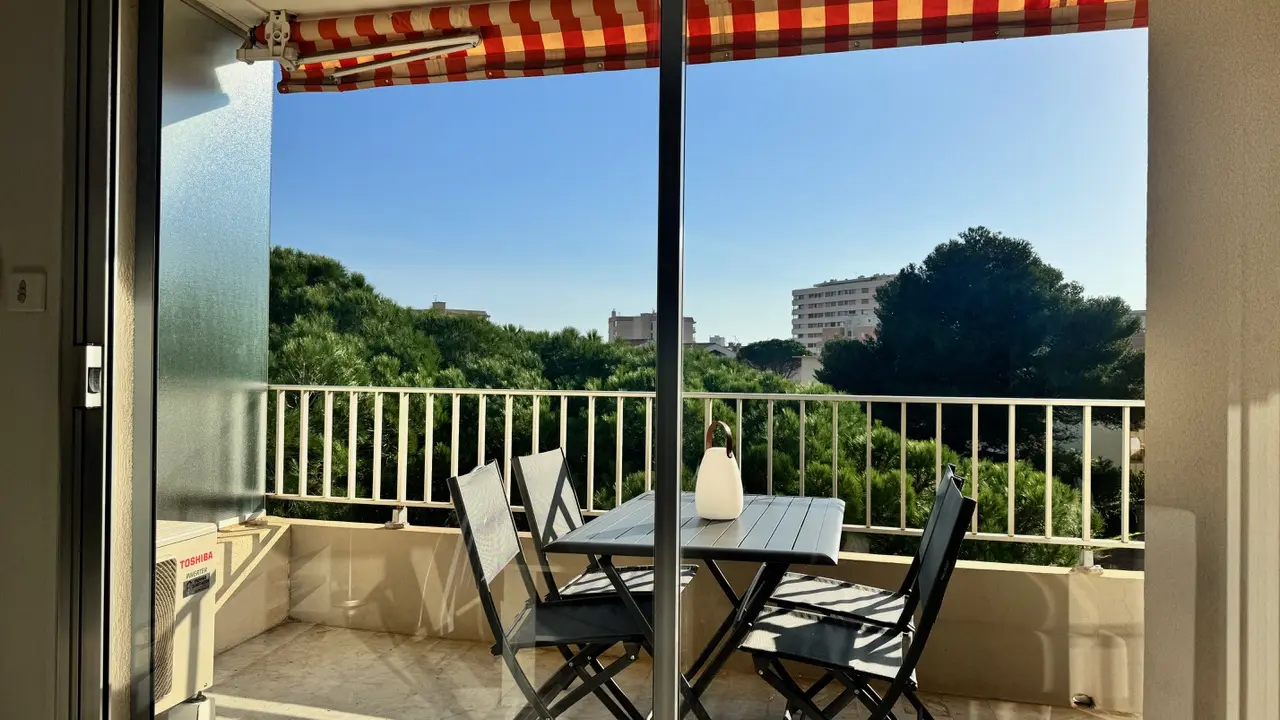 Appartement Fréjus Doise Yves terrasse