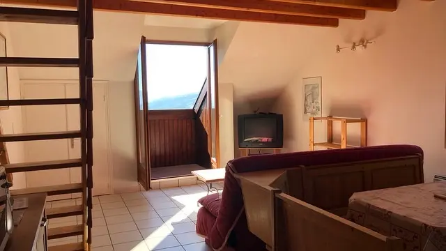 Appartement - Logement dans maison SAINT-ANDRÉ-D'EMBRUN