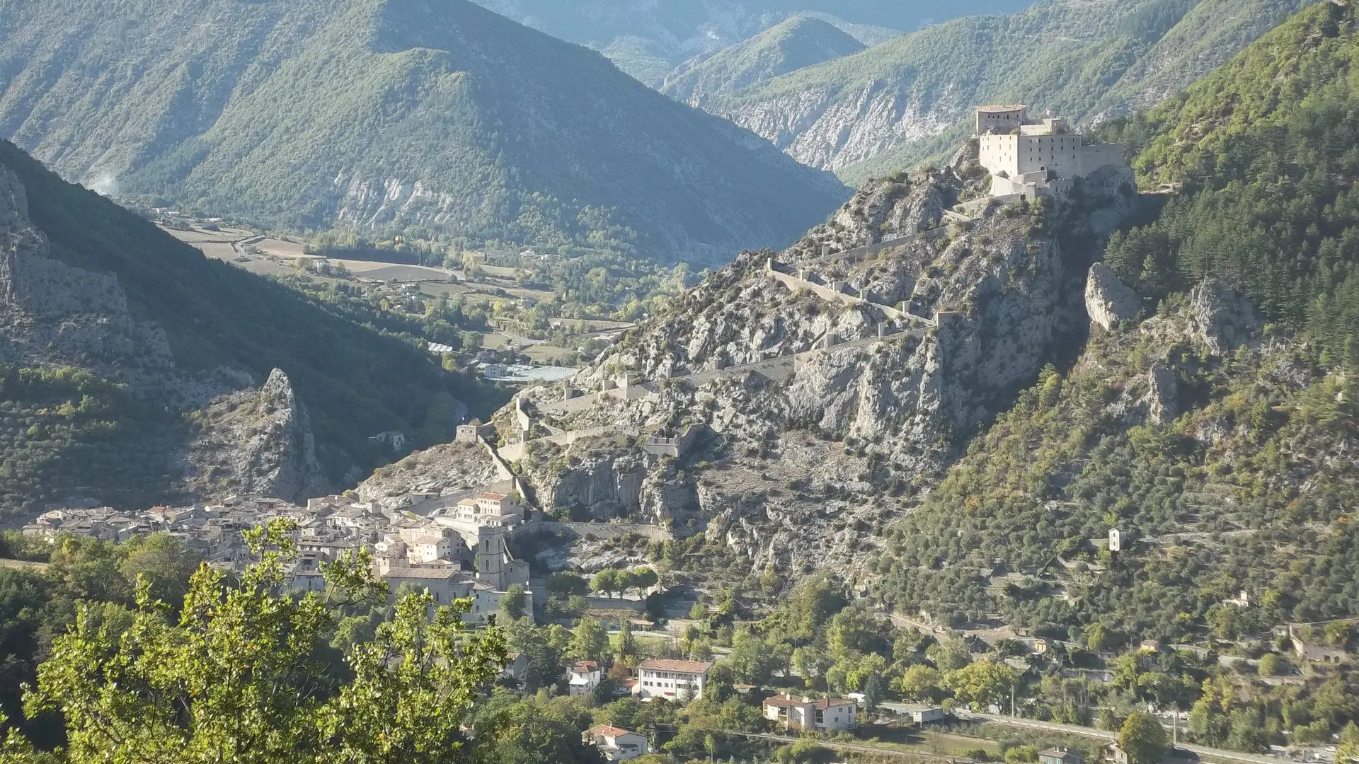 Vue sur Entrevaux
