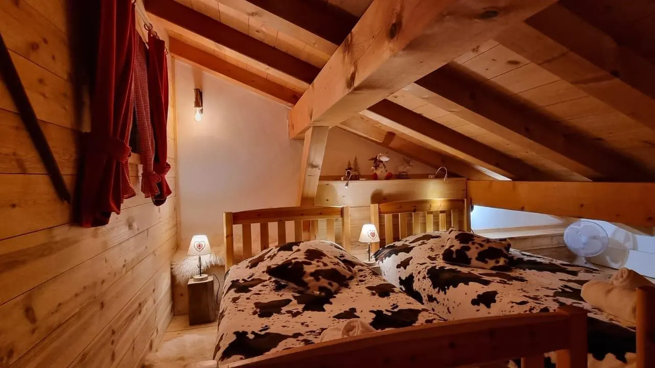 Chambre refuge de mayère 2 lits de 90x190 cms