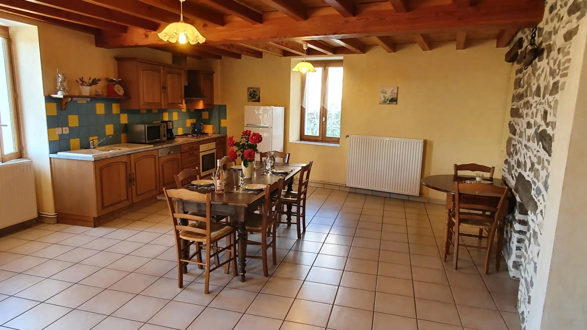 Salle à manger n°1, cuisine n°1