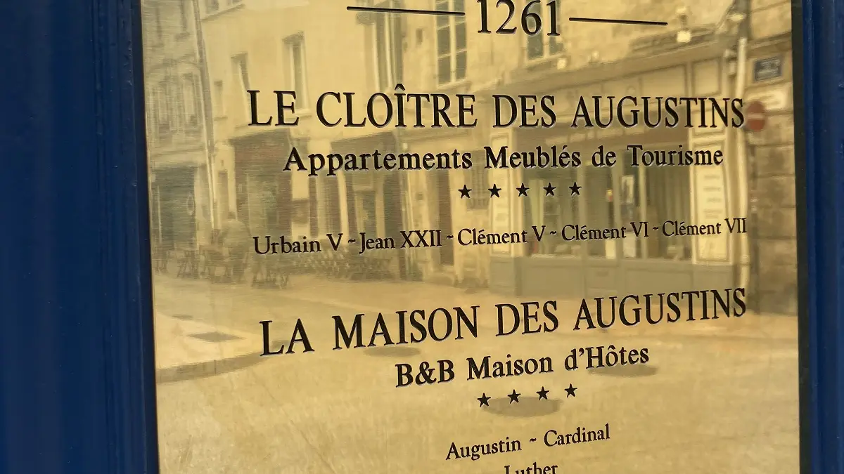 Plaque