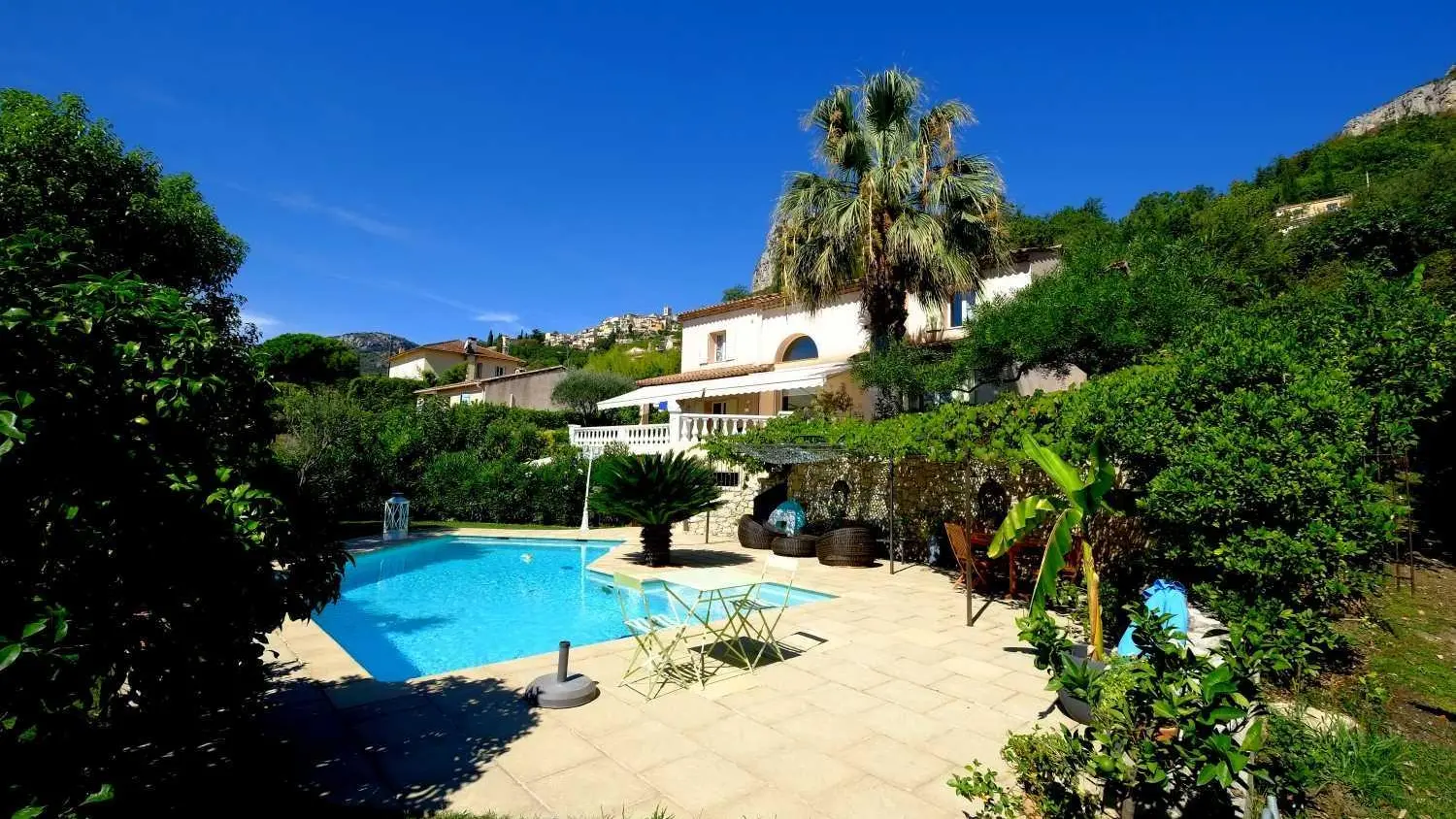 Piscine Gîte Macalinewa Gîtes de France Alpes-Maritimes Saint-Jeannet