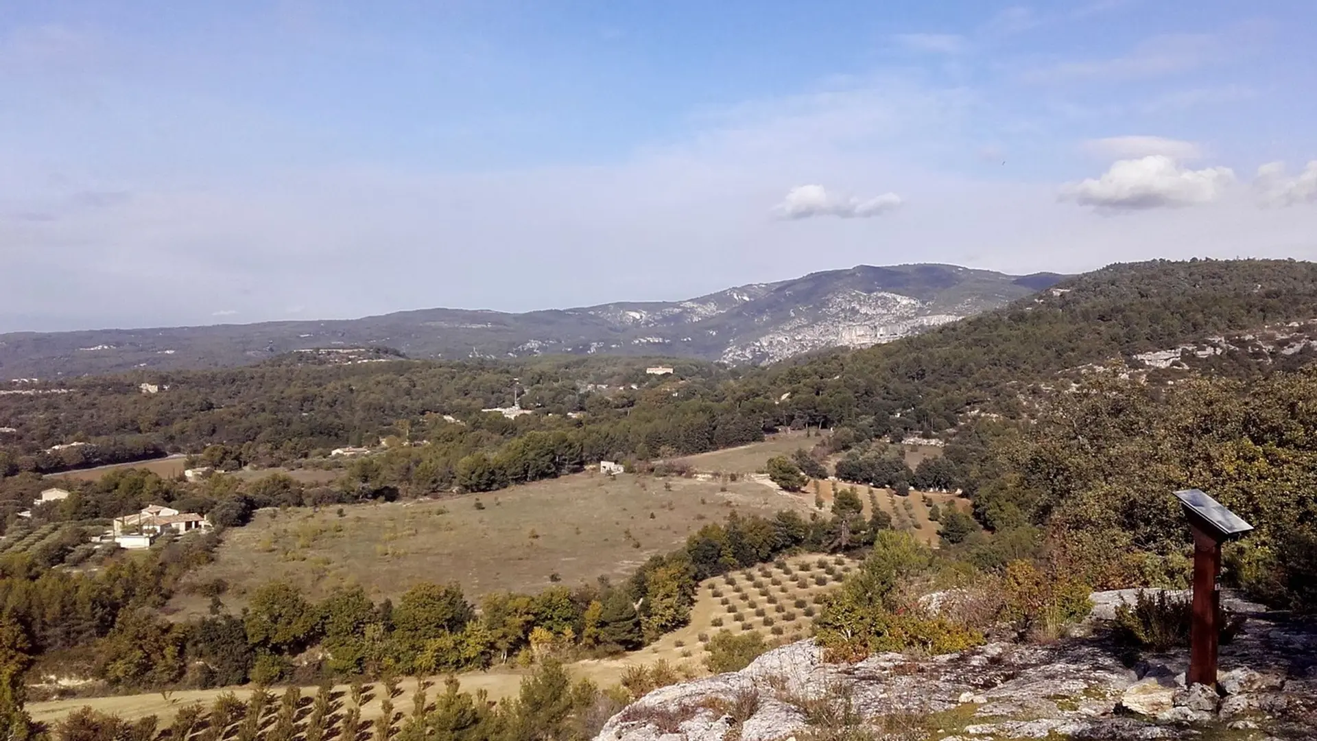 Vue depuis le sentier découverte de Lagnes