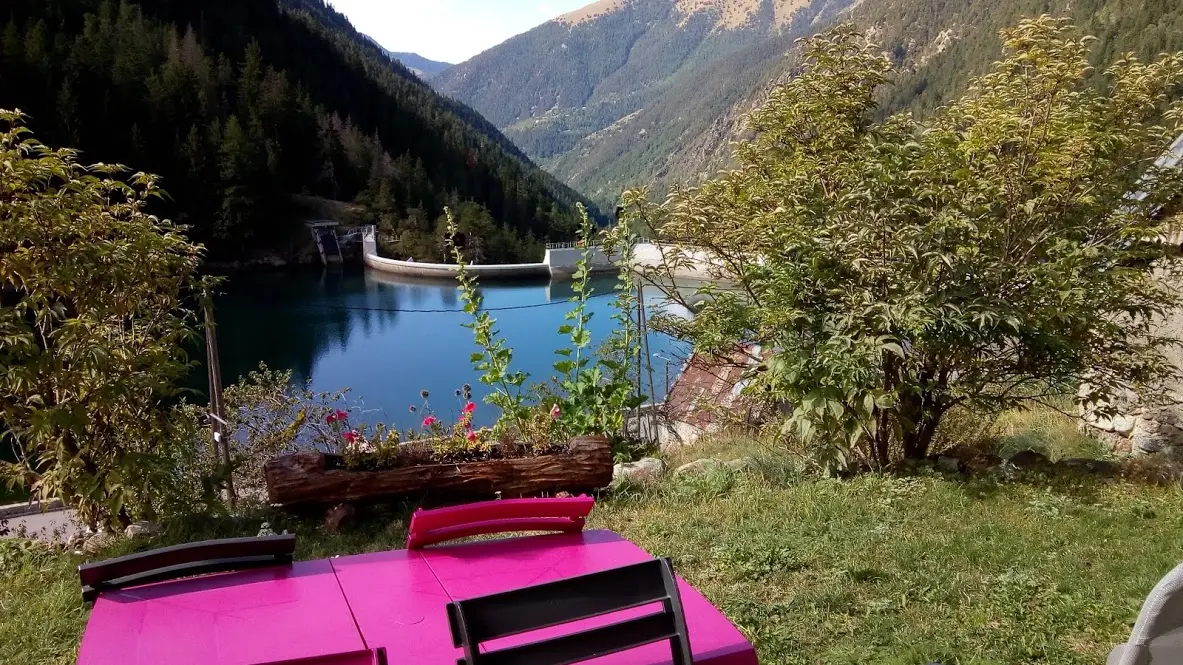 Panorama vers le sud de la vallée