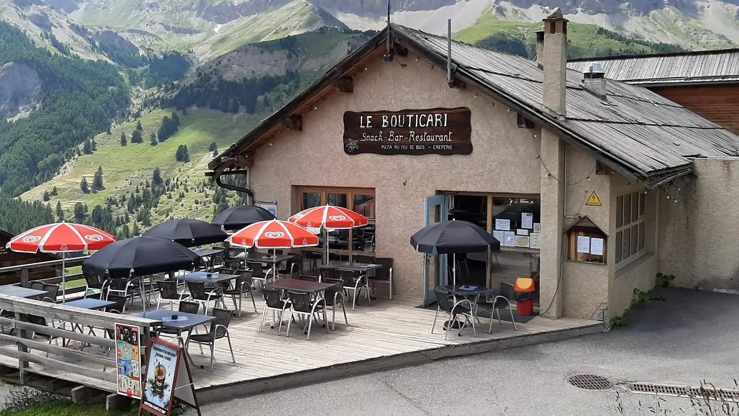 Le Bouticari