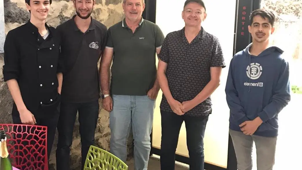 Equipe du Restaurant En attendant Louise