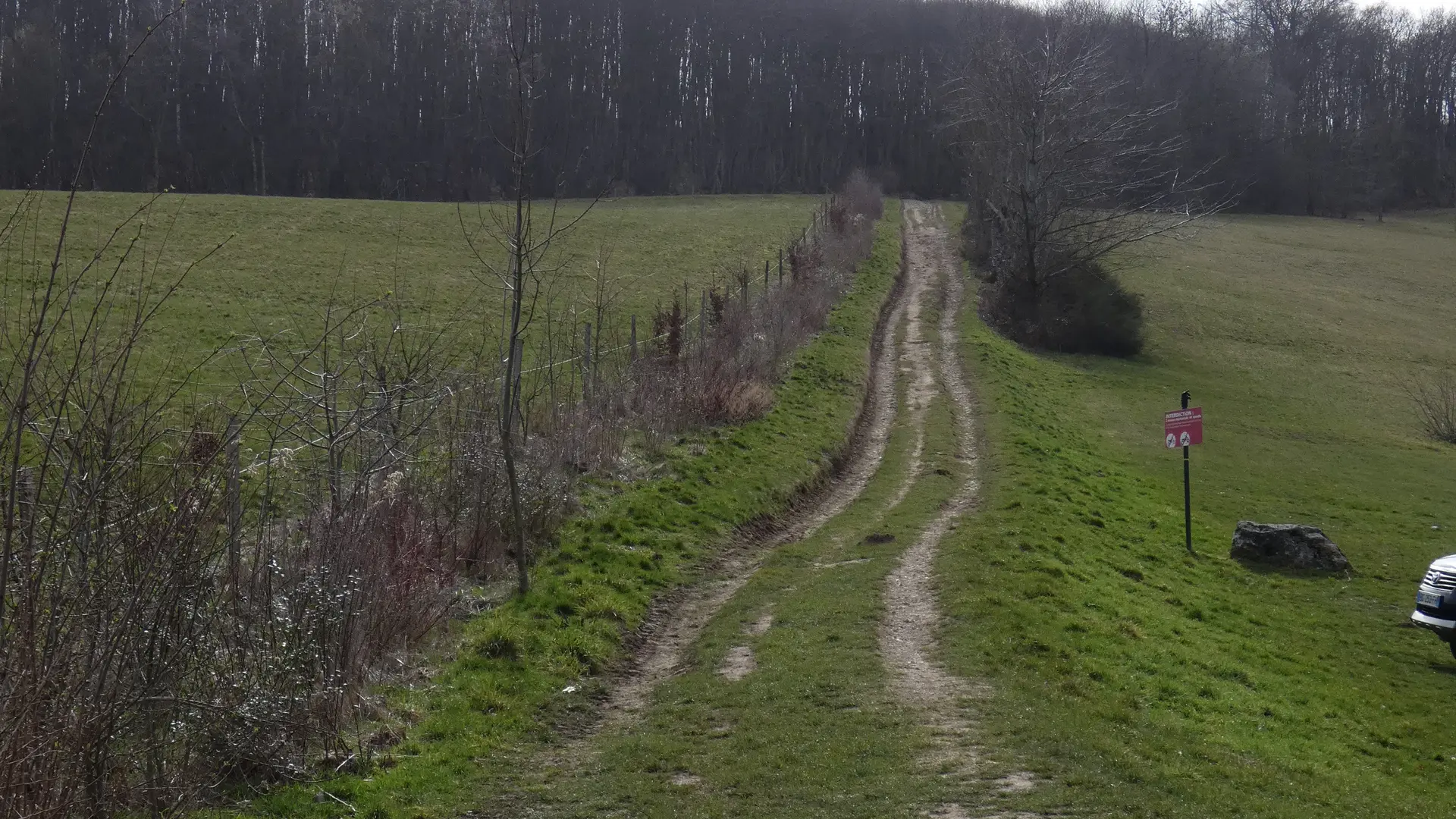 La montée pour accéder à la Croix