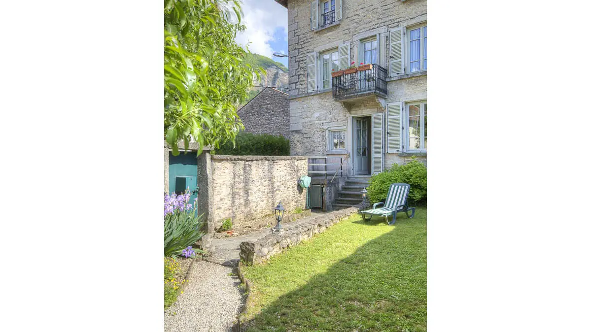 LA MAISON ET LE JARDIN