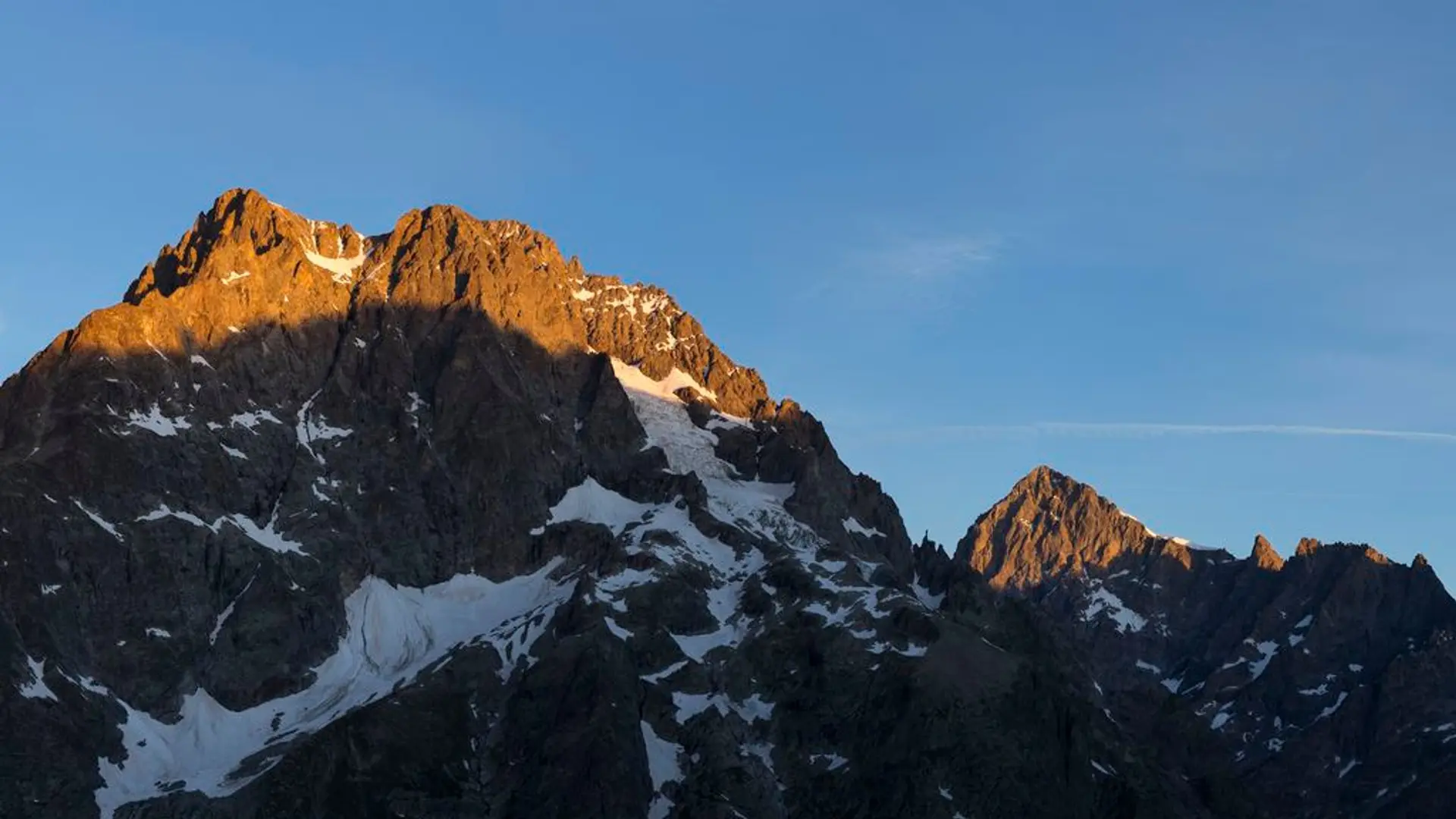 Mont Pelvoux et Barre des Ecrins