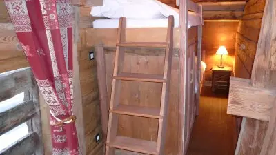 Mezzanine avec lit simple/Mezzanine with a single bed-Au Bon Vieux Temps n°1-Le Grand-Bornand
