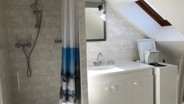 Appartement - Logement dans maison SAINT-ANDRÉ-D'EMBRUN