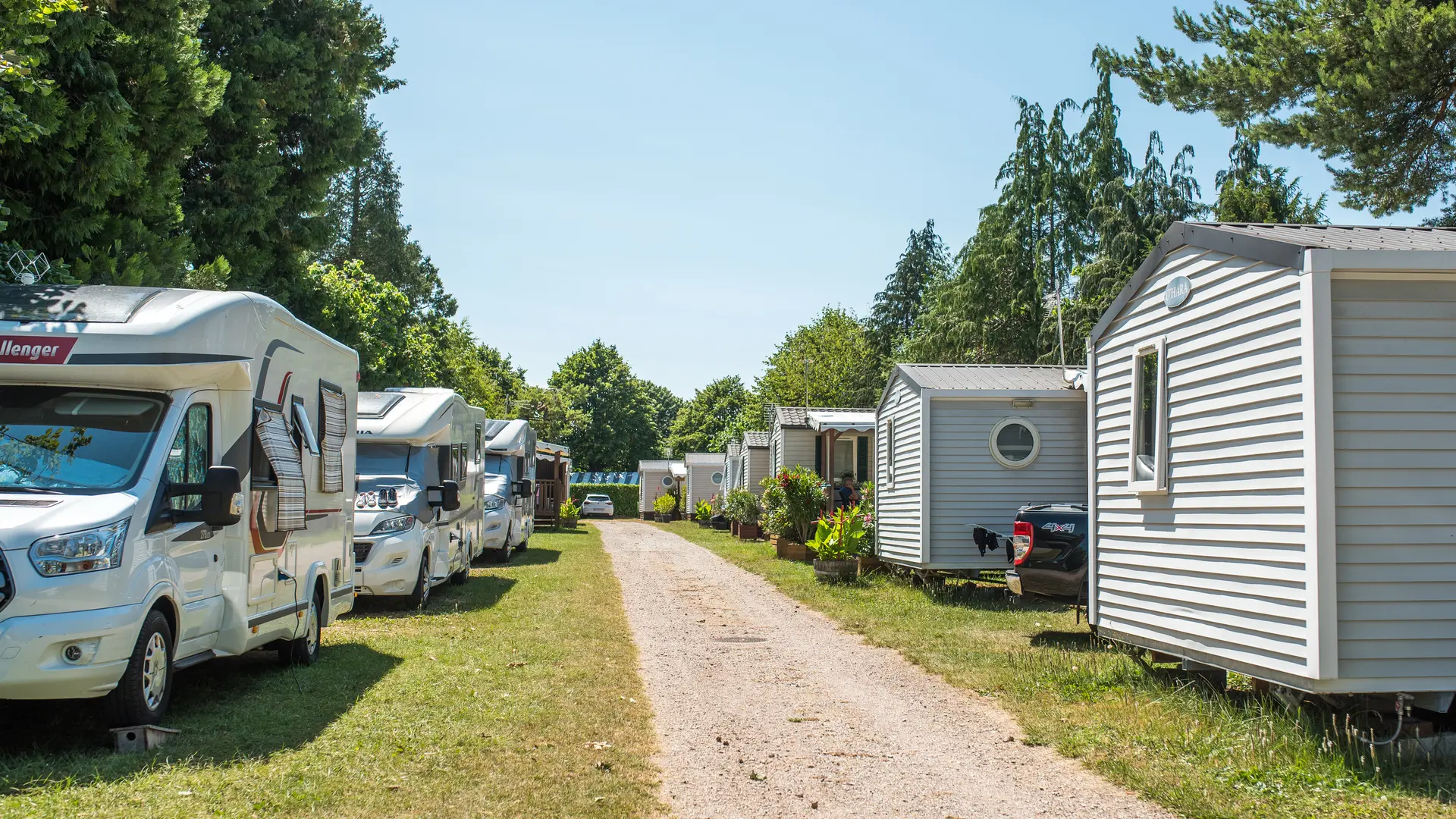 Camping Les Huttins