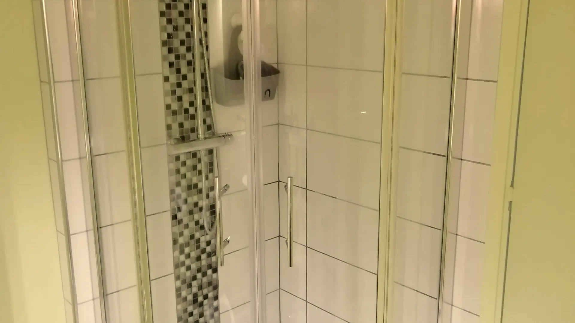 Mascareignes 301 - douche