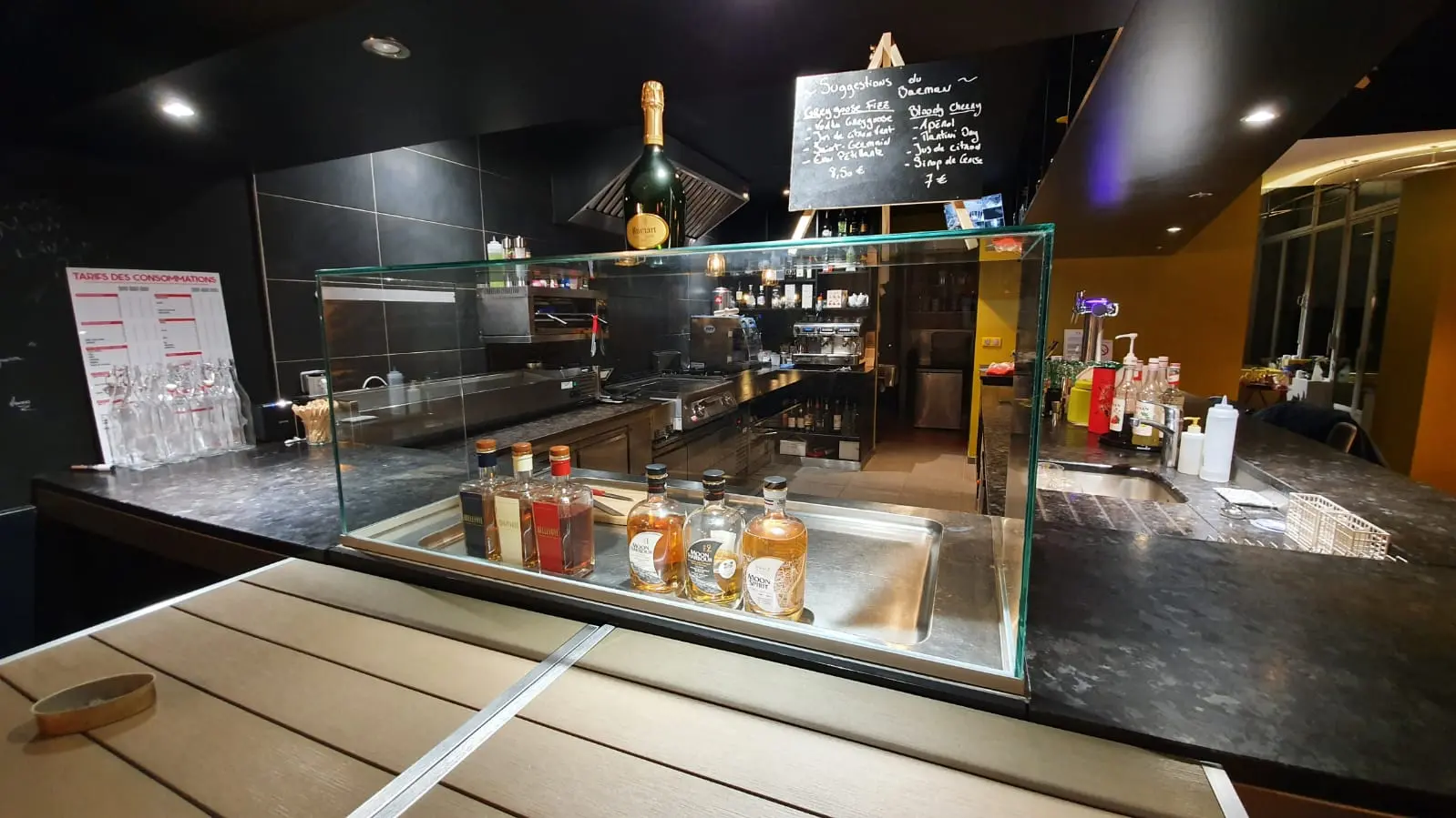 Bar