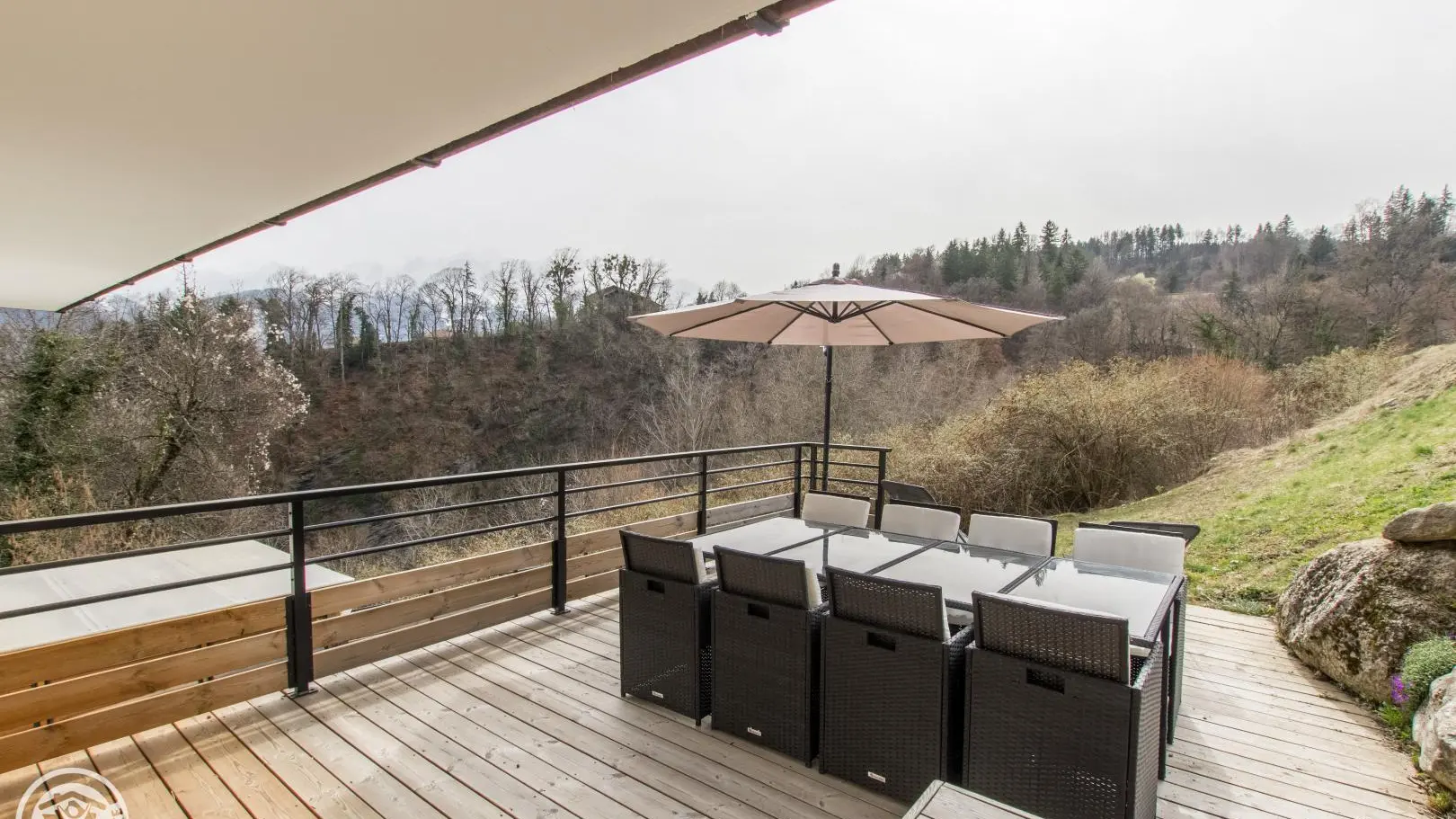 Terrasse niveau inférieur