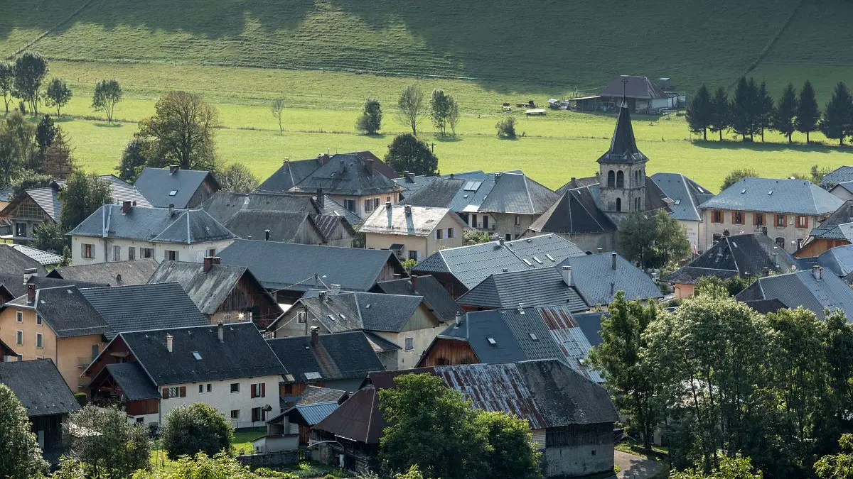 Paysage et vue du village d'Ecole-en-Bauges