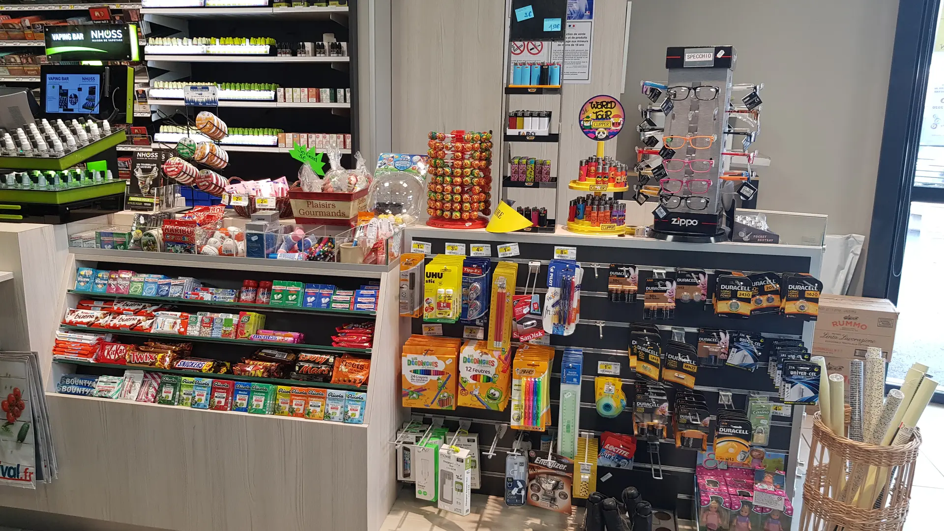 L'intérieur du Commerce