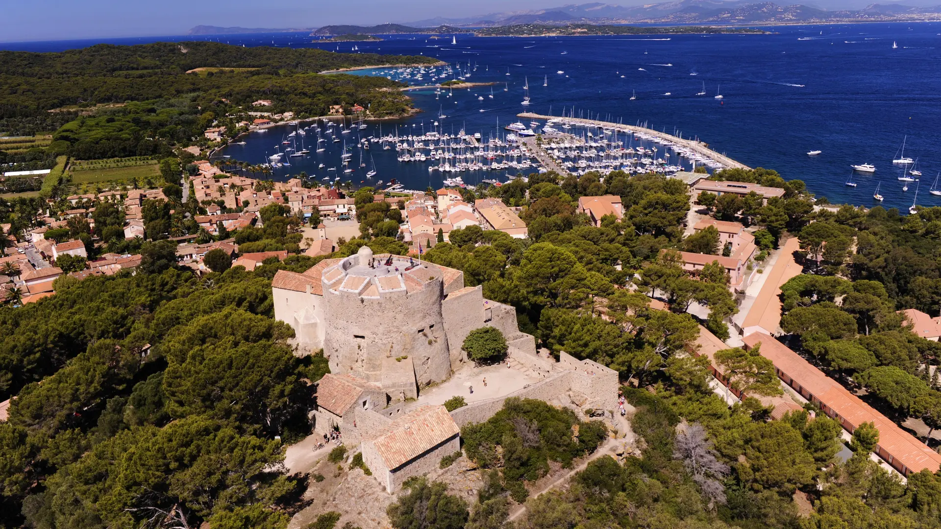 fernando sandoval une journée à porquerolles randonnée