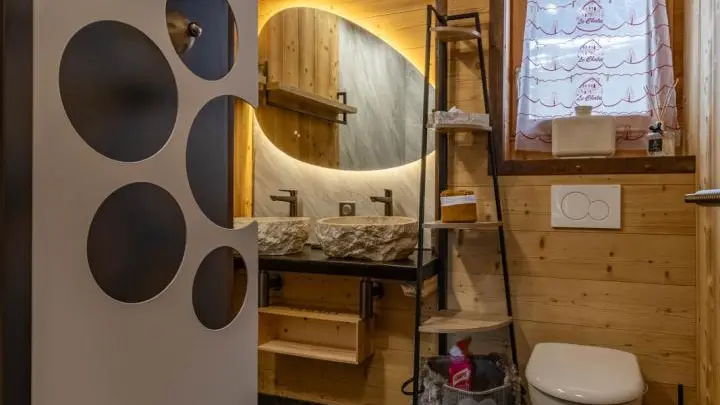 salle d'eau douche et 2 vasques niveau 2