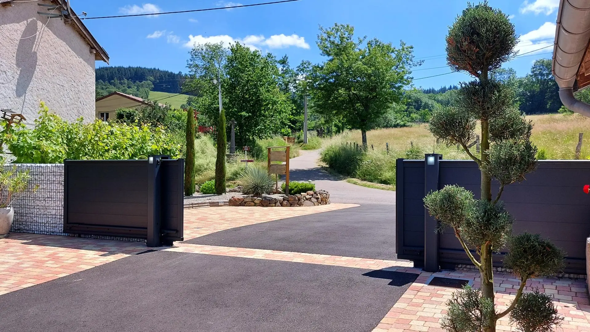 Portail  automatisé avec BIP pour l?ouverture