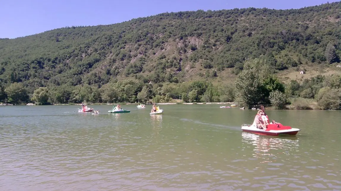 Essence Ciel Concept : Activités aquatiques au plan d'eau des Iscles à Veynes