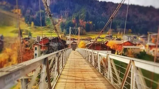 La Passerelle en automne