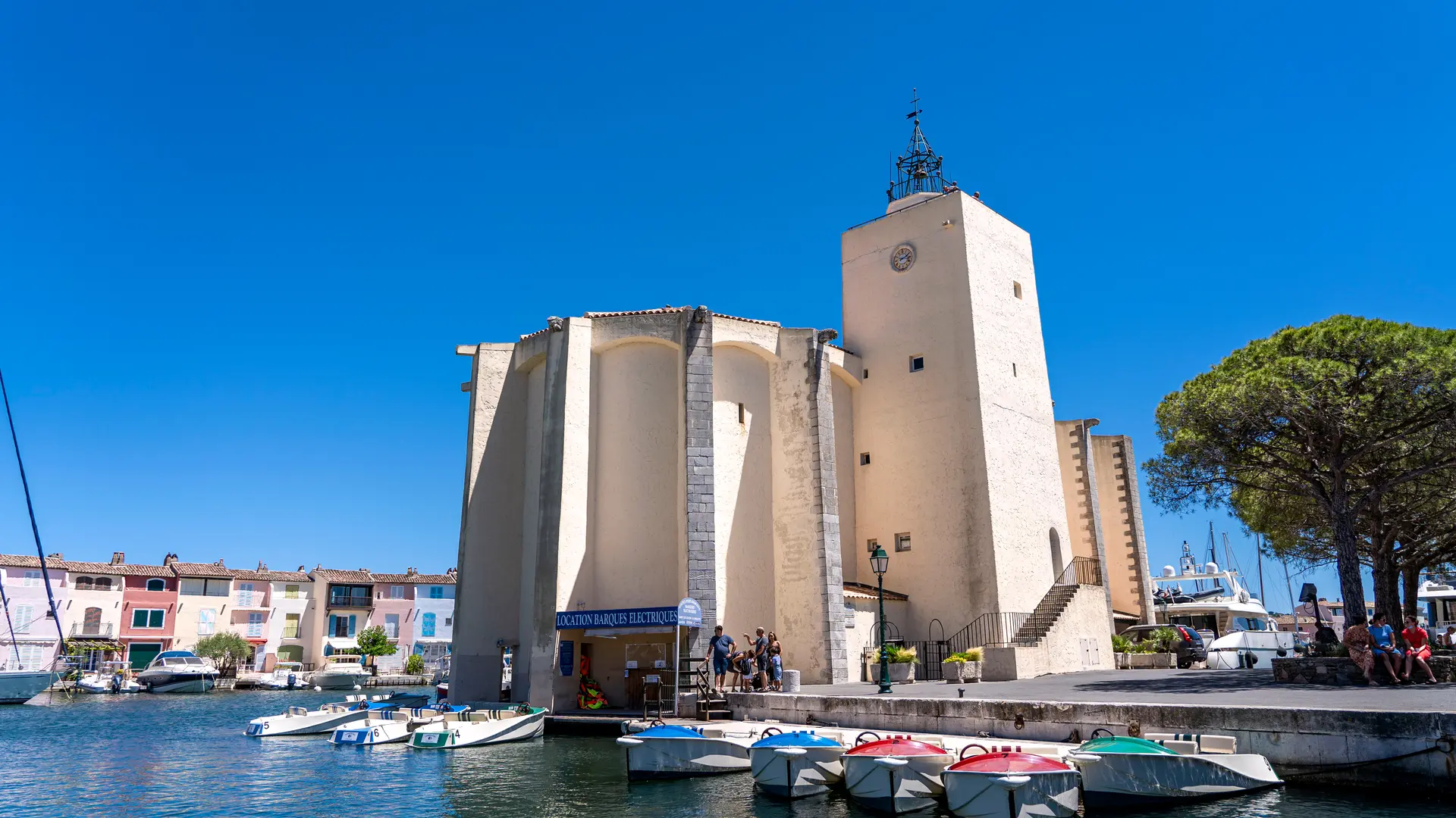 Église Saint-François d'Assise à Port Grimaud