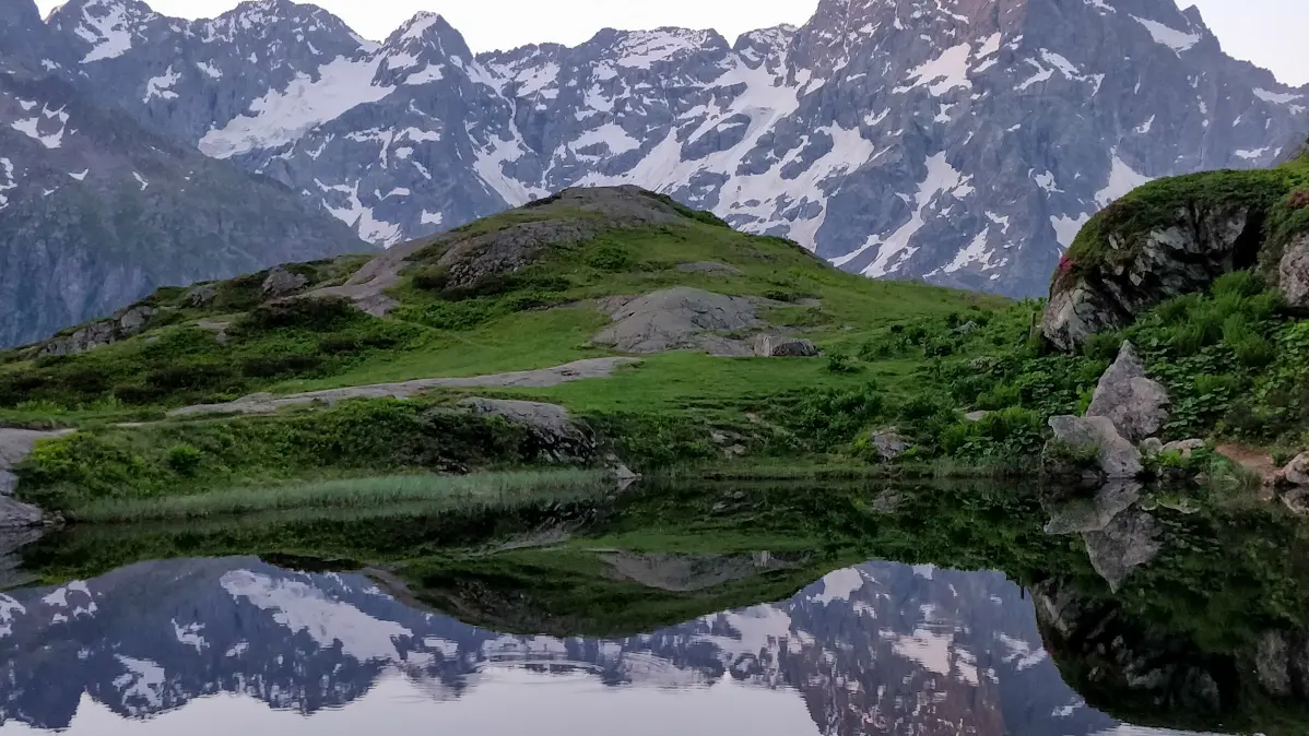 Lac du Lauzon, vallée du Valgaudemar