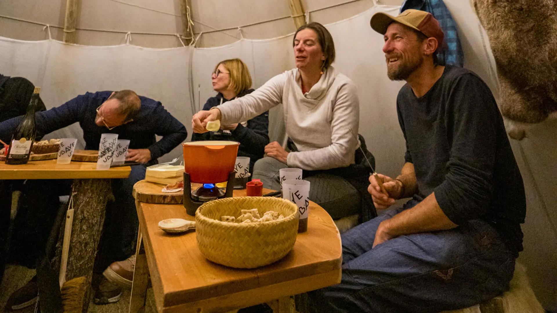 Soirée fondue sous tipi
