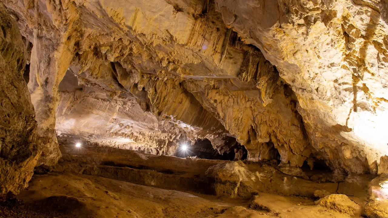 Grotte de La Vache Alliat