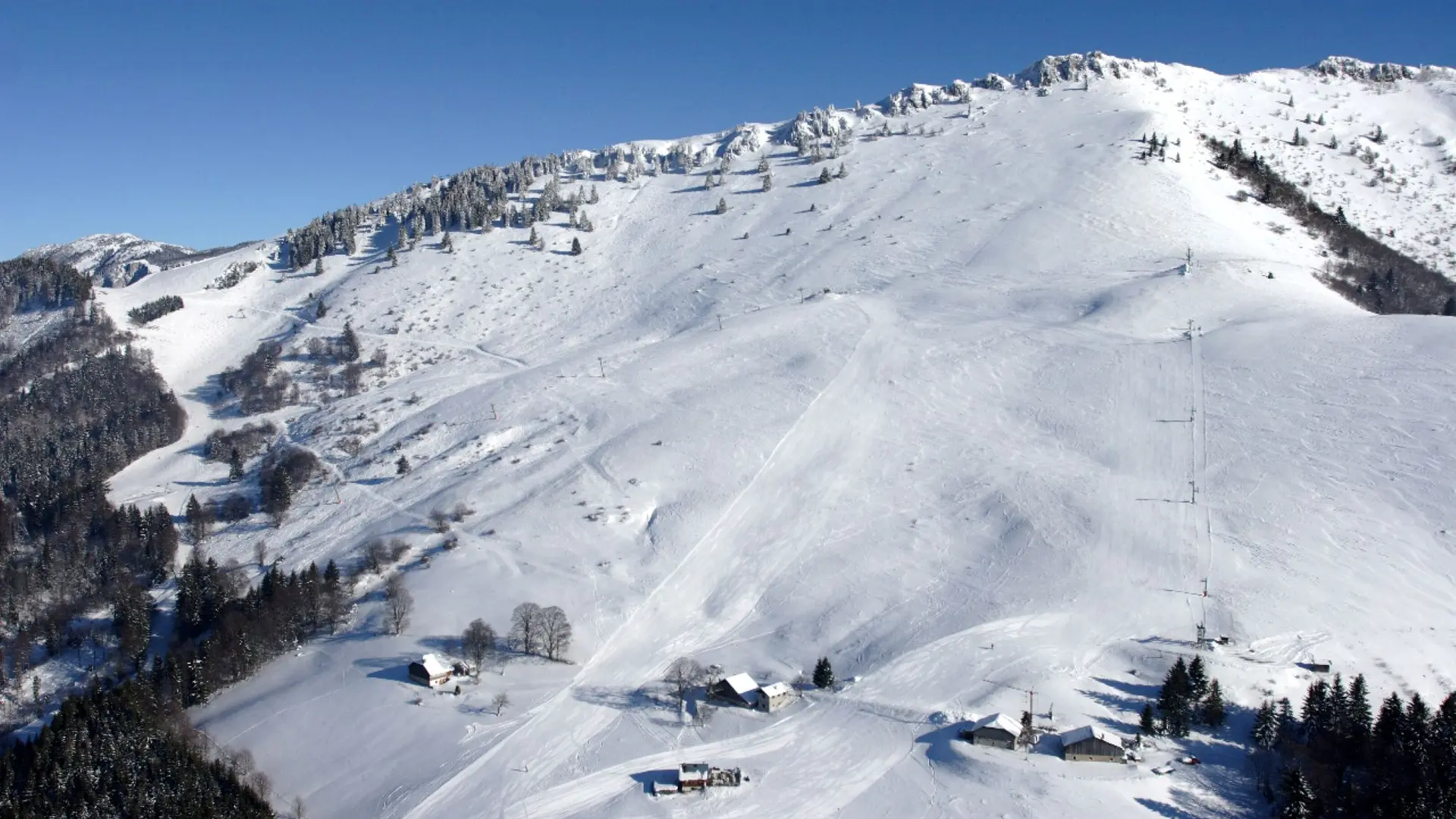Vue aérienne station