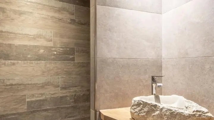 Douche dédiée à l'espace bien-être